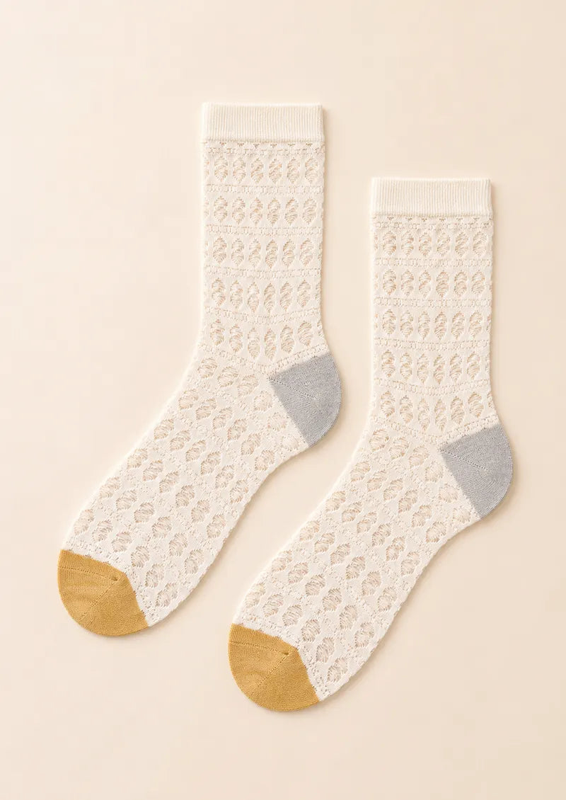 Ivory Leaf Openwork Colorblock Ankle Socks