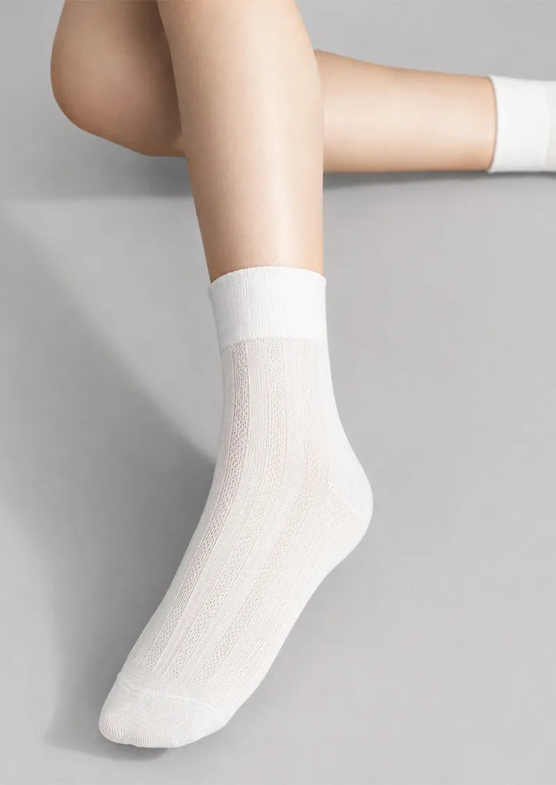 White Ribbed Crew Socks