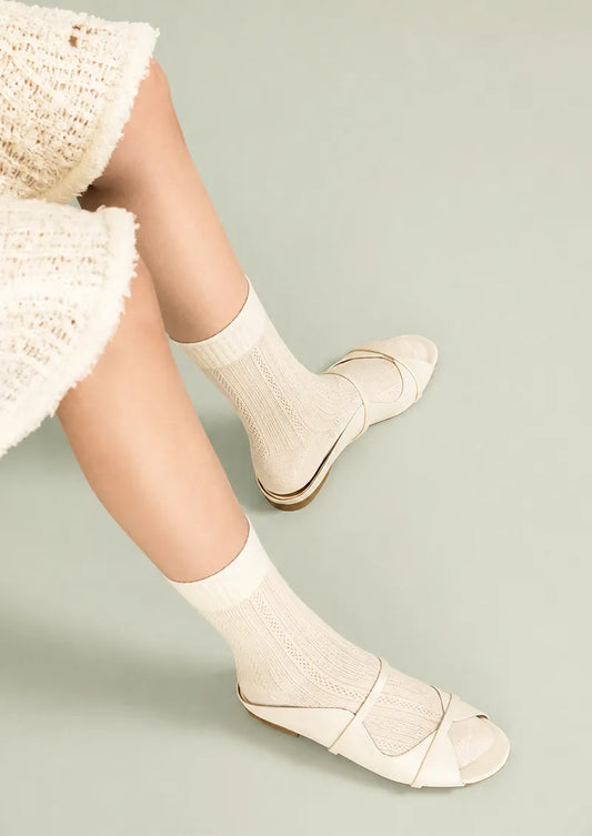 Cream Ribbed Crew Socks