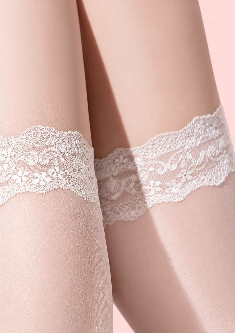 White Back Seam Lace Top Knee Stockings