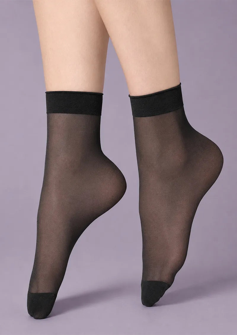 Black Solid Sheer Cuff Ankle Socks
