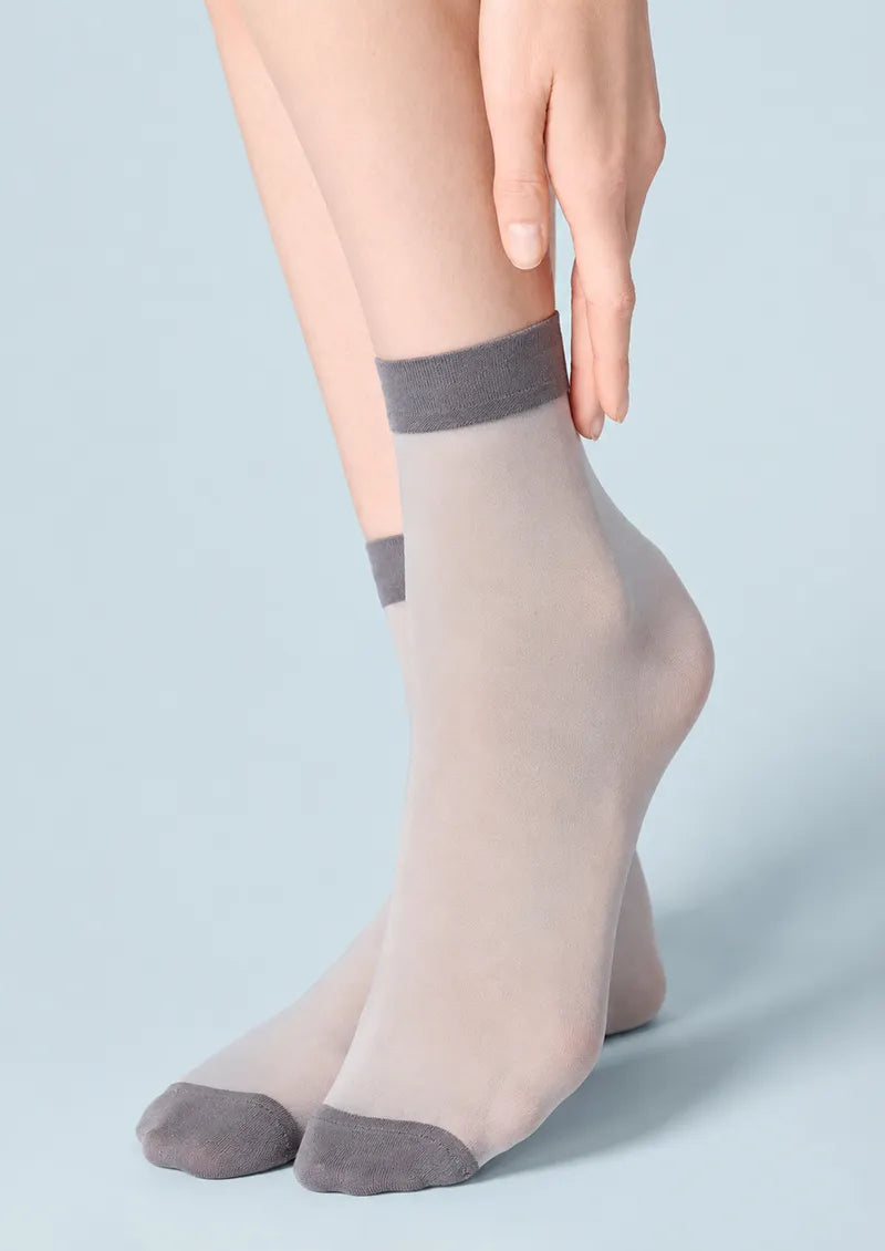Gray Solid Sheer Cuff Ankle Socks