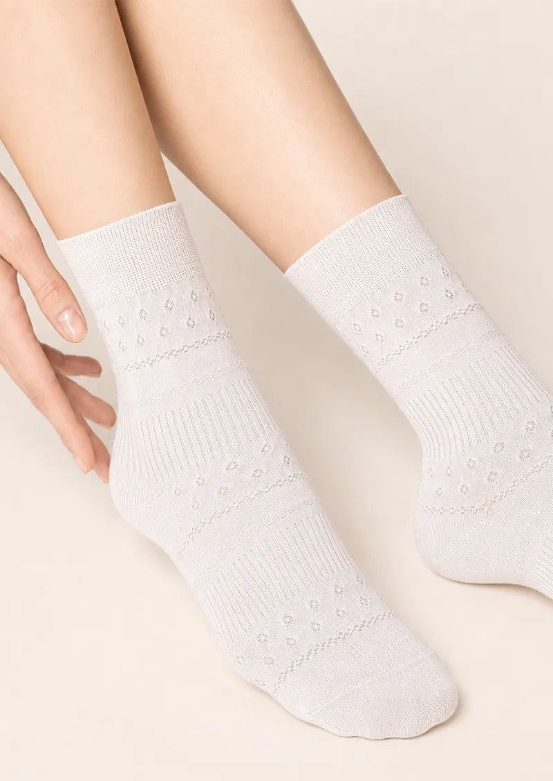 Ivory Pointelle Ribbed Knit Ankle Socks