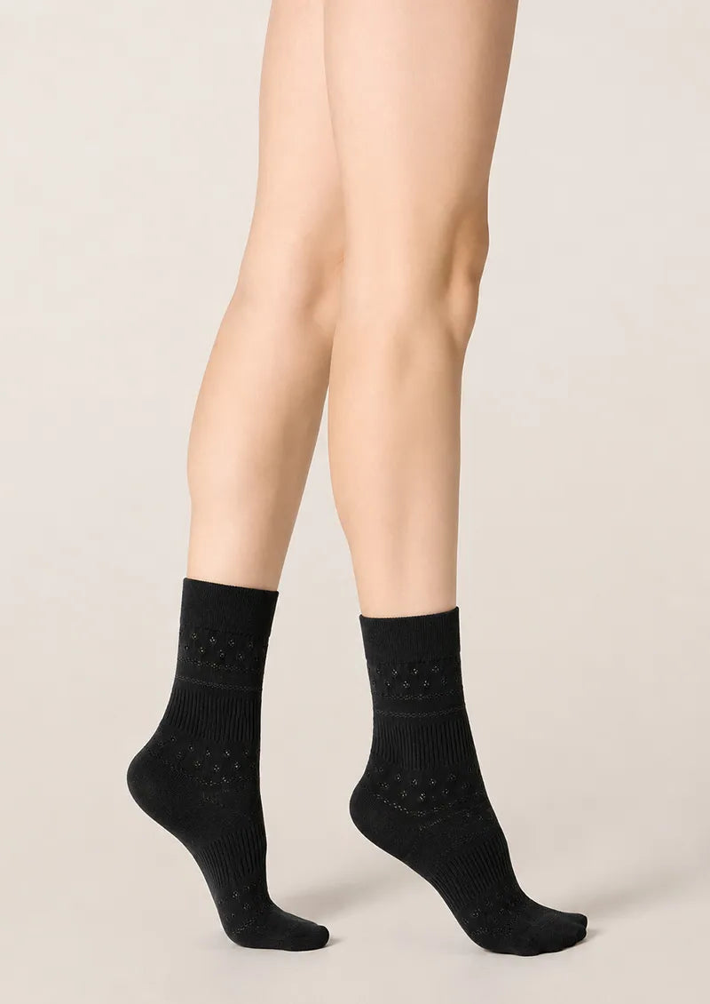 Black Pointelle Ribbed Knit Ankle Socks