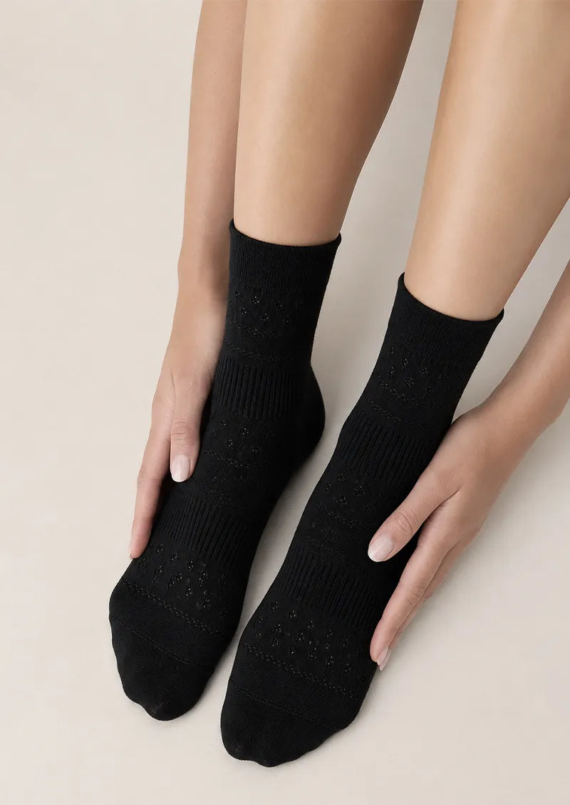 Black Pointelle Ribbed Knit Ankle Socks