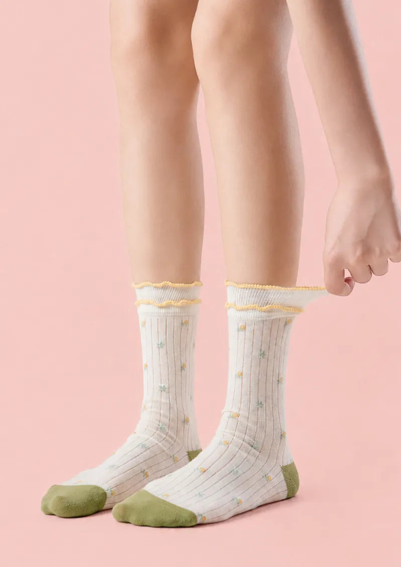Ivory Tiny Floral Ruffle Cuff Ankle Socks