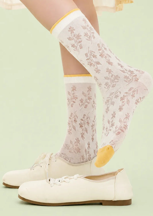 Ivory Botanical Openwork Colorblock Short socks