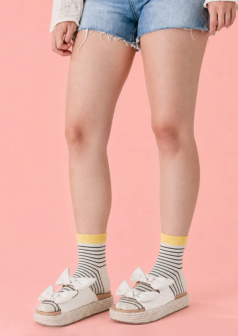 Gray Navy Stripe Yellow Cuff Low-Cut Socks