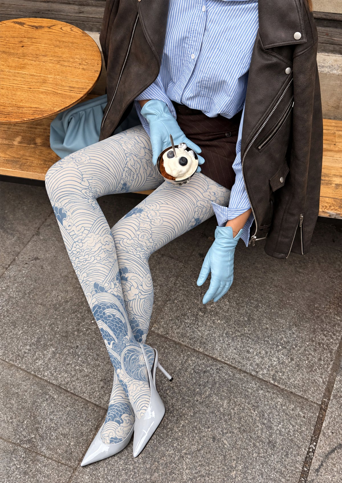 White and Blue Ukiyo-e Wave Tights